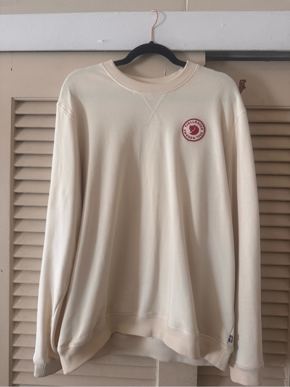 Fjällräven Cream Crewneck Sweater Red Logo Patch Size L - Unisex
